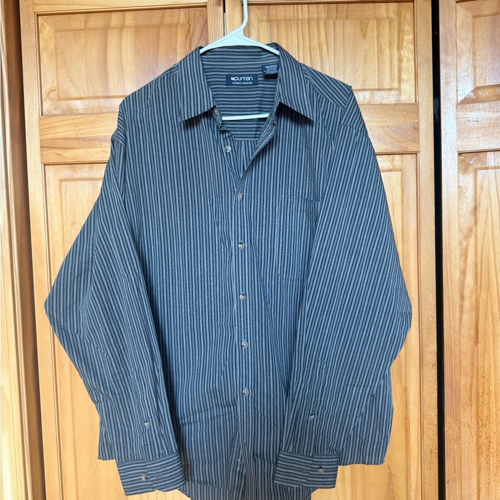 Puritan Men's Size L Long Sleeve Blue Pinstripe Button-Up Shirt Office Career